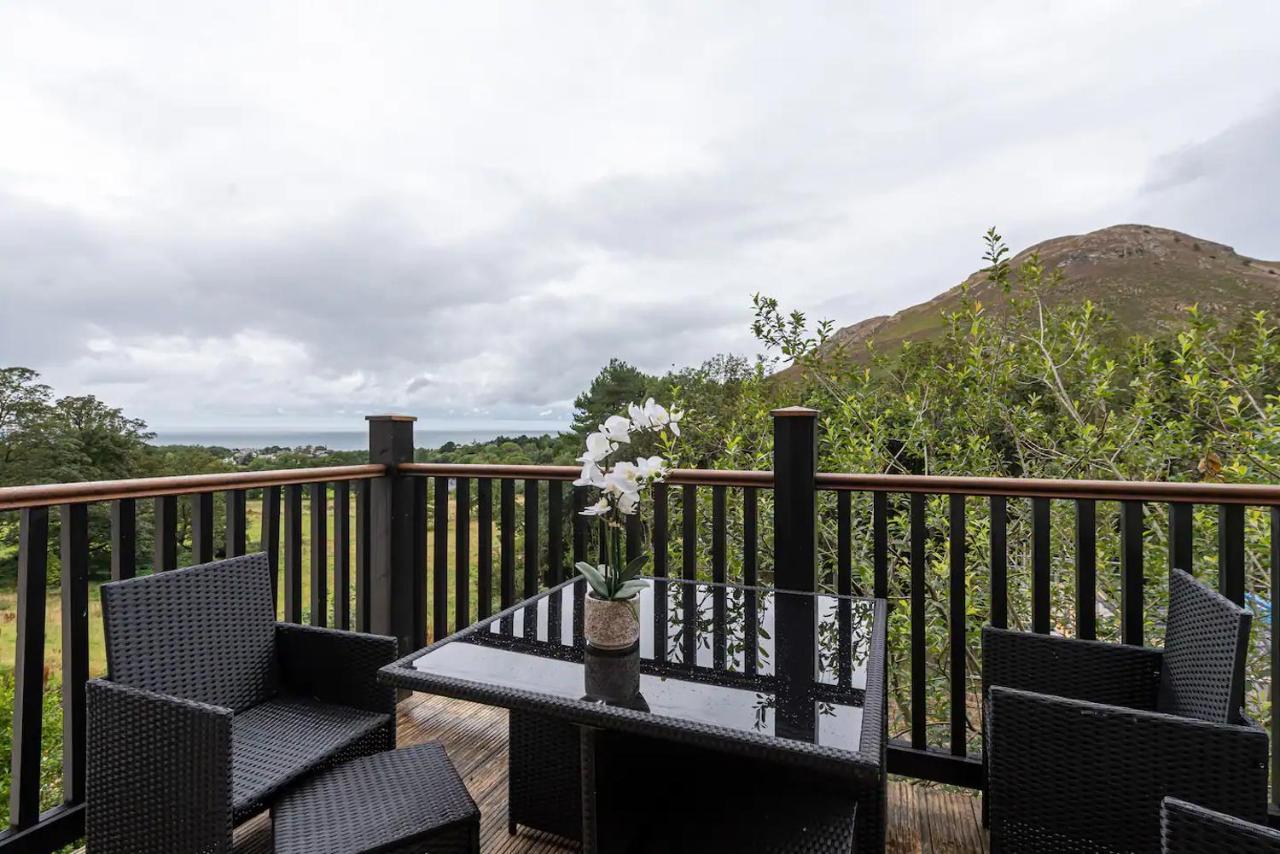 Converted Chapel, Stunning Sea & Mountain Views! Penmaenmawr Экстерьер фото
