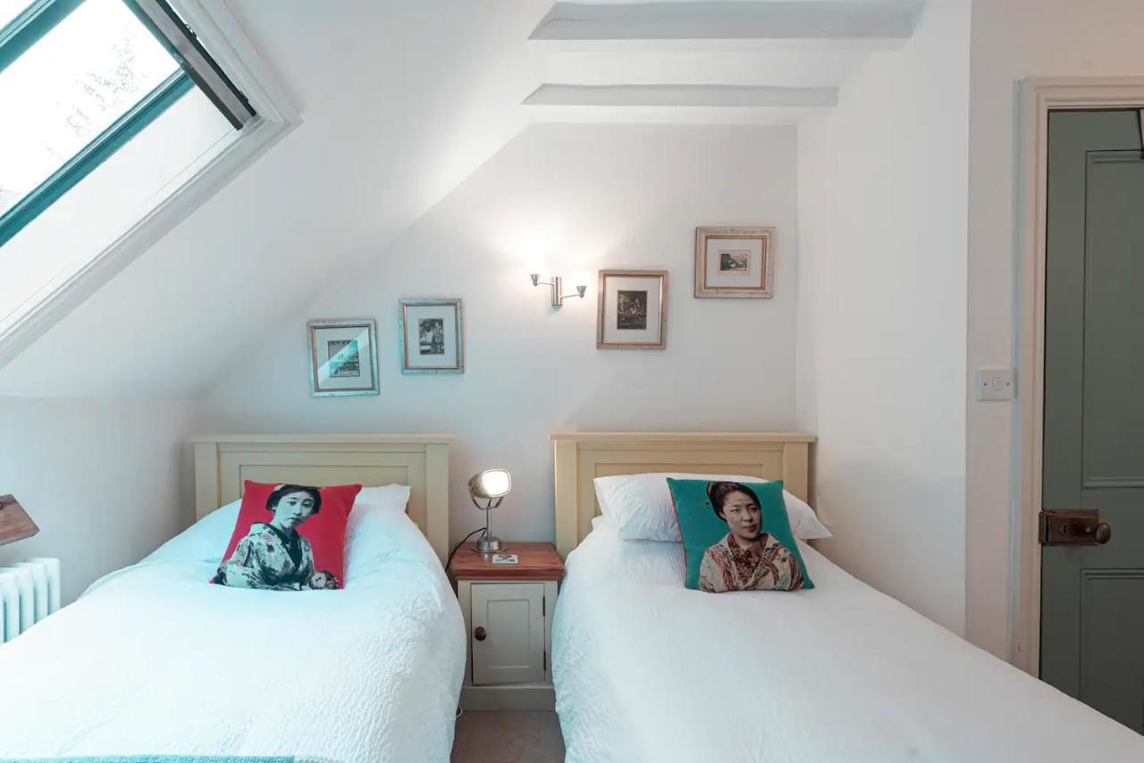 Converted Chapel, Stunning Sea & Mountain Views! Penmaenmawr Экстерьер фото
