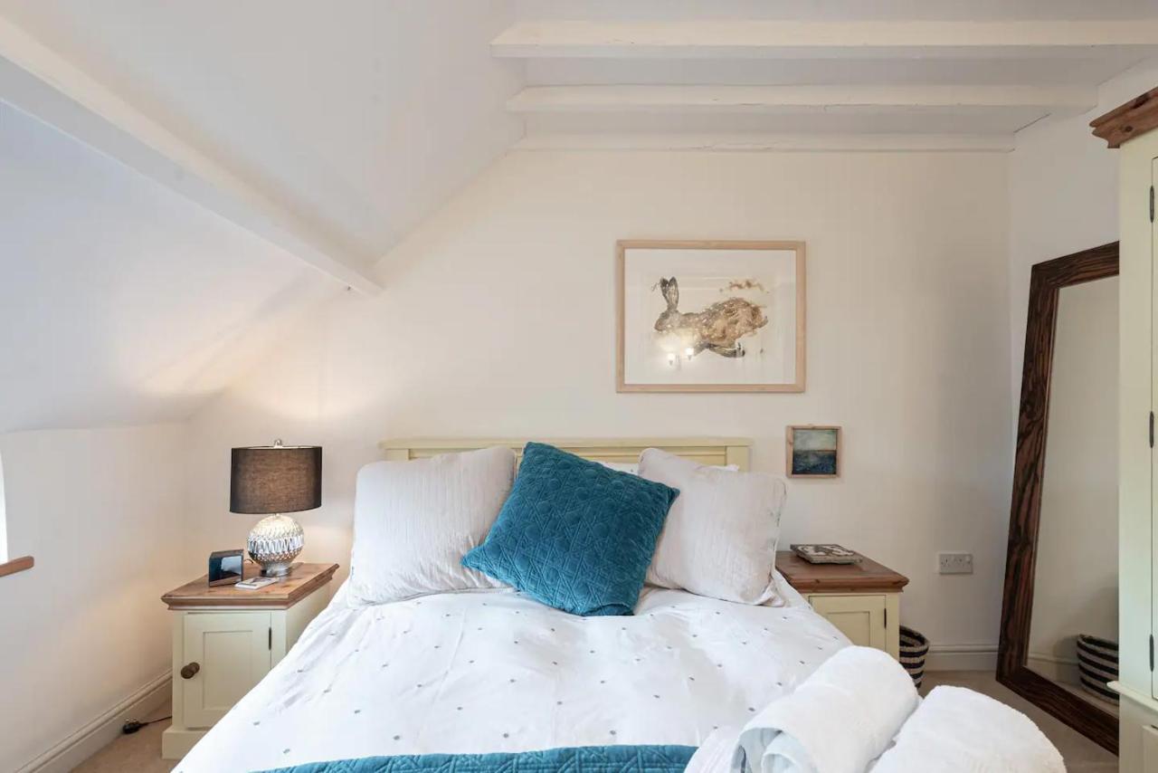 Converted Chapel, Stunning Sea & Mountain Views! Penmaenmawr Экстерьер фото